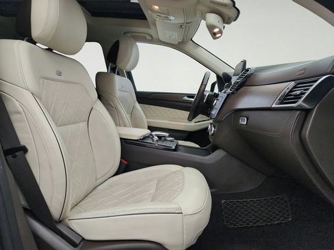 Used 2019 Mercedes-Benz GLS 450 4MATIC image 36