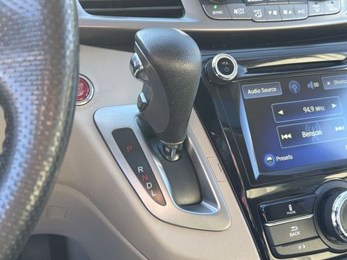 Used 2016 Honda Odyssey EX-L image 27