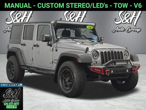 Used 2014 Jeep Wrangler Unlimited Sport w/ Connectivity Group AWD/4WD image 1