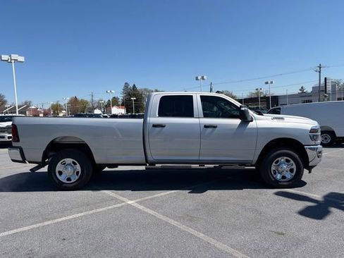 New 2026 RAM 2500 Tradesman AWD/4WD image 9