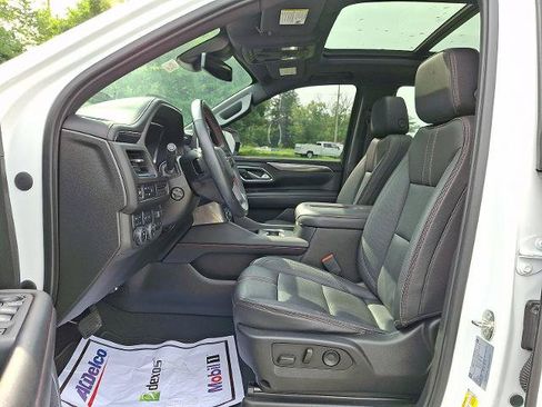 Used 2023 Chevrolet Tahoe RST w/ Luxury Package AWD/4WD image 16