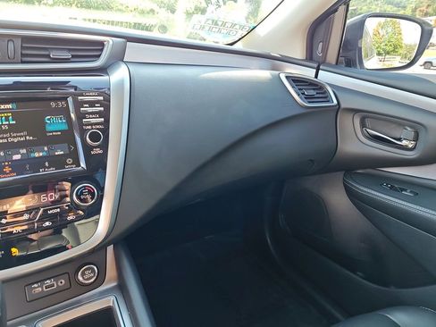 Used 2024 Nissan Murano SV w/ SV Midnight Edition Package image 26