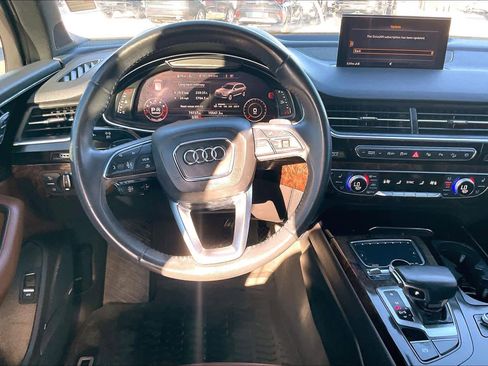 Used 2019 Audi Q7 3.0T Prestige image 5