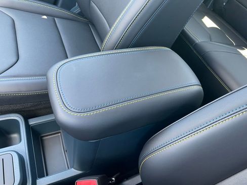 New 2025 Ford Maverick Lobo image 48