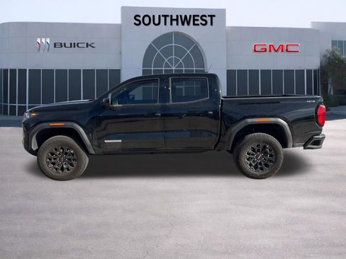 Used 2026 GMC Canyon Elevation w/ Convenience Package image 8