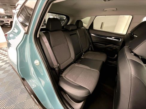 Used 2024 Kia Seltos S FWD image 17