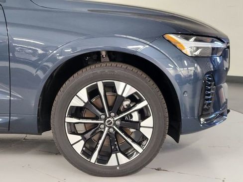 New 2026 Volvo XC60 B5 Plus w/ Protection Package Premier image 11