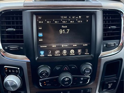 Used 2017 RAM 1500 Laramie w/ Convenience Group AWD/4WD image 24