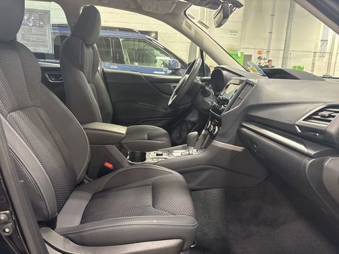 Certified 2023 Subaru Forester Premium image 4