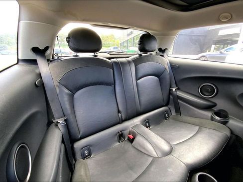 Used 2015 MINI Cooper S image 26