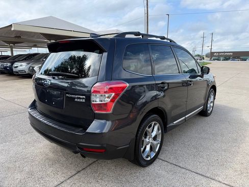 Used 2016 Subaru Forester 2.5i Touring w/ Eyesight & Navigation System image 7
