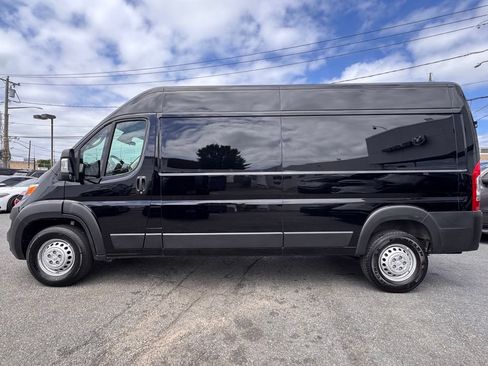 Used 2025 RAM ProMaster 2500 FWD image 4
