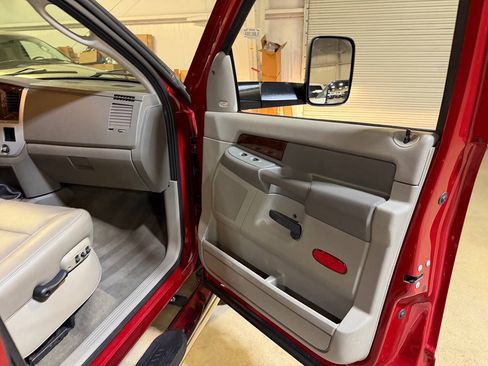Used 2008 Dodge Ram 3500 Truck Laramie w/ Trailer Tow Group AWD/4WD image 50