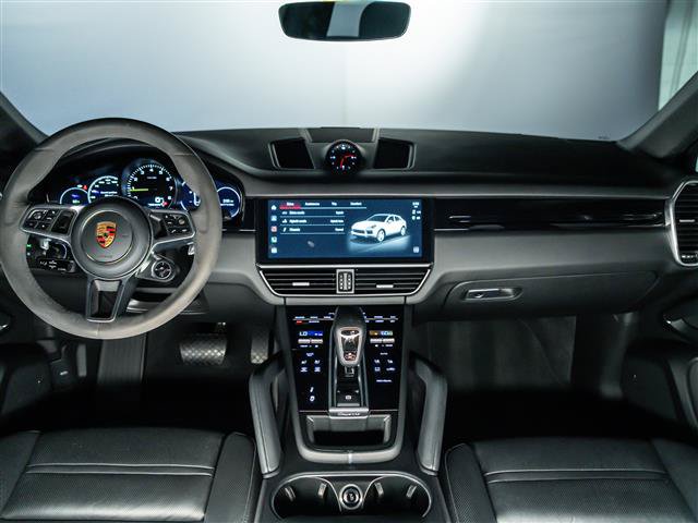 Certified 2023 Porsche Cayenne Platinum Edition AWD/4WD image 19