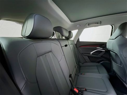 New 2025 Audi Q5 Premium Plus image 29