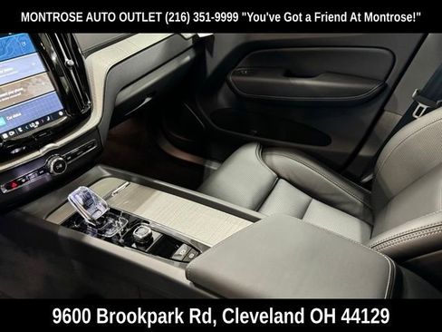 New 2025 Volvo XC60 T8 Ultra w/ Protection Package Premier image 13