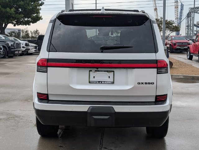 Used 2025 Lexus GX 550 w/ Accessory Package (2T) AWD/4WD image 7