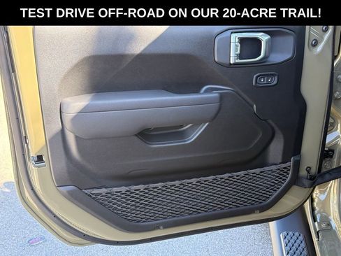 New 2026 Jeep Gladiator Sport image 29