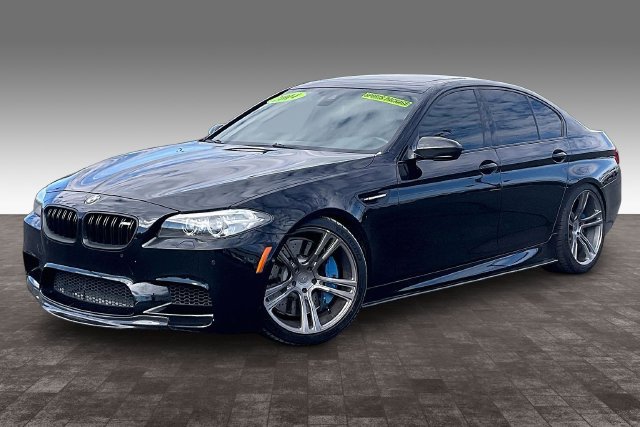 Used 2014 BMW M5 RWD image 1