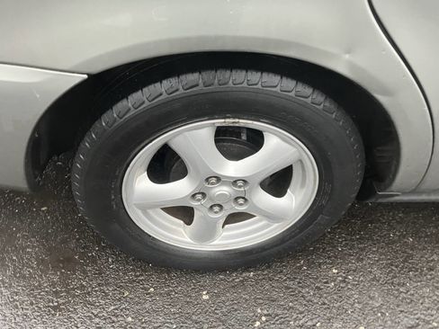 Used 2004 Ford Taurus SE image 14