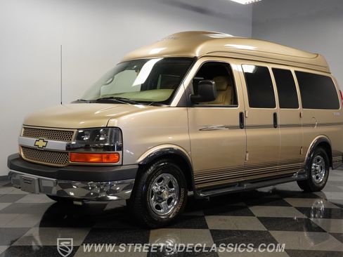 Used 2006 Chevrolet Express 1500 w/ Preferred Equipment Group image 5