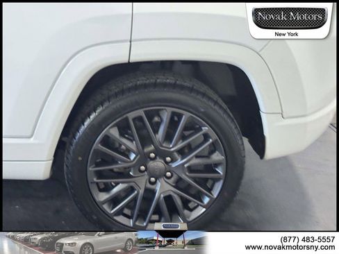 Used 2023 Jeep Compass High Altitude AWD/4WD image 6