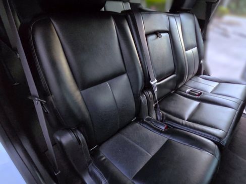 Used 2013 GMC Yukon SLE w/ Convenience Package image 16