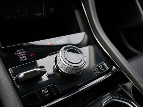 Used 2023 Jeep Grand Cherokee 4WD 4xe image 39