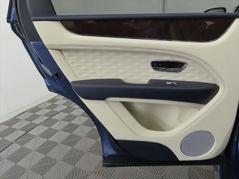 New 2026 Bentley Bentayga Speed image 26