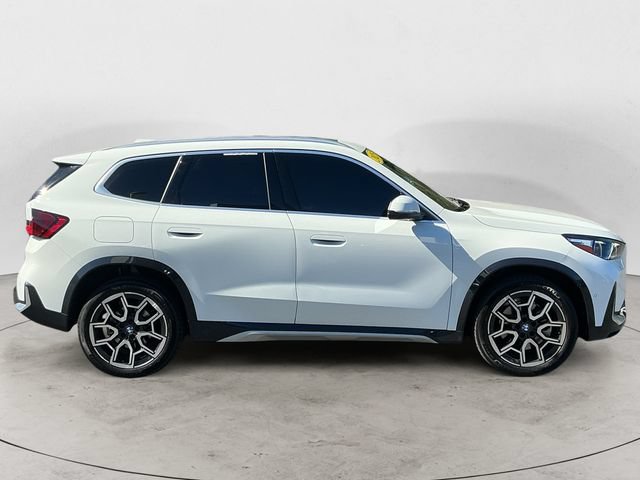 Used 2025 BMW X1 xDrive28i w/ Technology Package AWD/4WD image 4