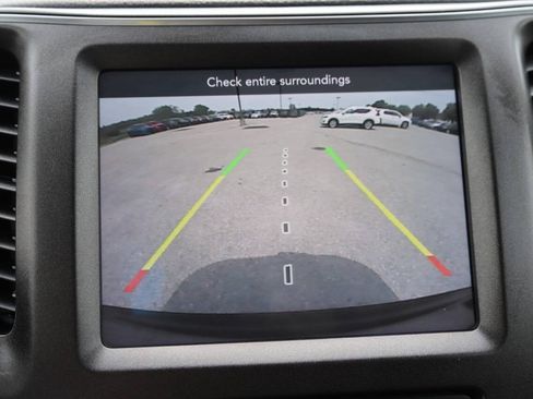 Used 2020 Jeep Cherokee Trailhawk w/ Cold Weather Group AWD/4WD image 22