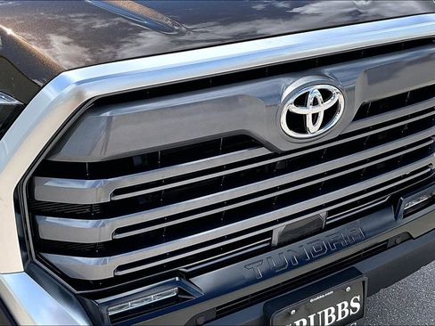 Used 2024 Toyota Tundra Limited w/ Power Package image 37