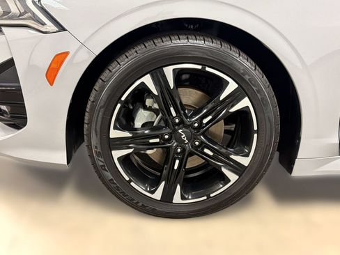 Used 2023 Kia K5 GT-Line w/ GT-Line Premium Package FWD image 11