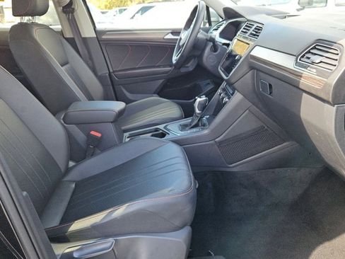 Used 2024 Volkswagen Tiguan Wolfsburg Edition image 31