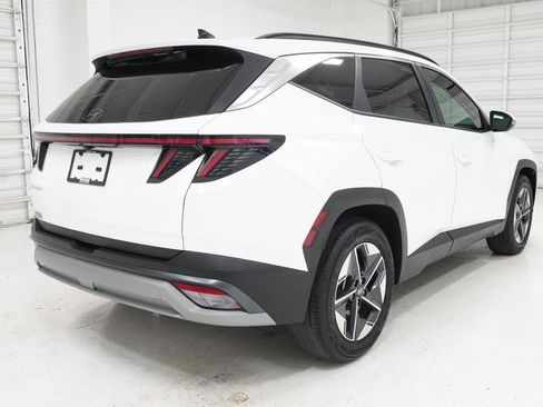 Used 2025 Hyundai Tucson SEL FWD image 29