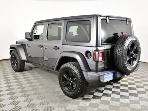 Used 2021 Jeep Wrangler Unlimited Sport AWD/4WD image 7