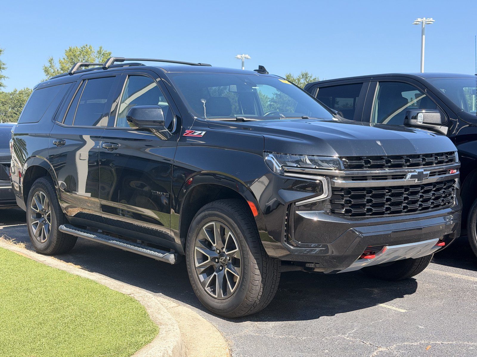 Used 2021 Chevrolet Tahoe Z71 w/ Rear Media and Nav Package AWD/4WD image 2