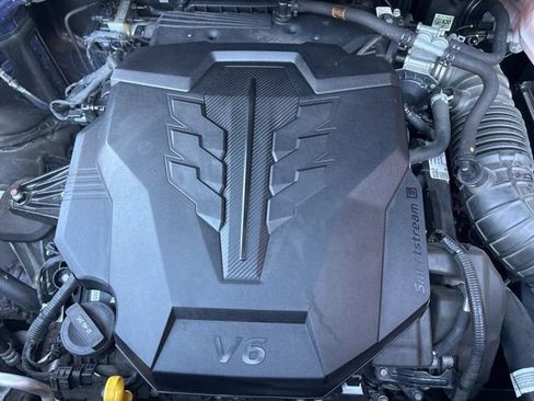 Certified 2023 Kia Carnival LX image 41