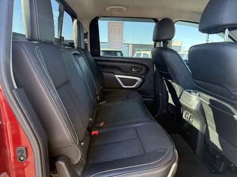 Used 2016 Nissan Titan PRO-4X image 34