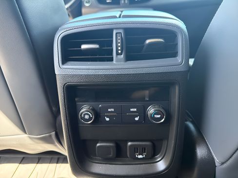 Used 2020 Buick Envision Premium AWD/4WD image 25