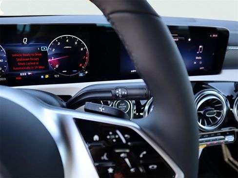 New 2026 Mercedes-Benz CLA 250 4MATIC image 35