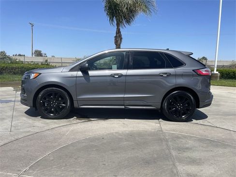 Used 2024 Ford Edge ST-Line image 5