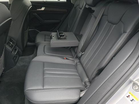Used 2023 Audi Q5 2.0T Prestige w/ Prestige Package image 37