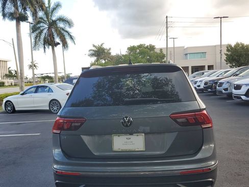 Used 2023 Volkswagen Tiguan SE FWD image 13