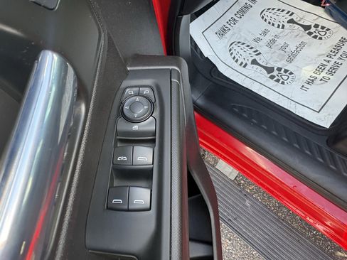 Used 2023 Chevrolet Silverado 1500 Custom image 14