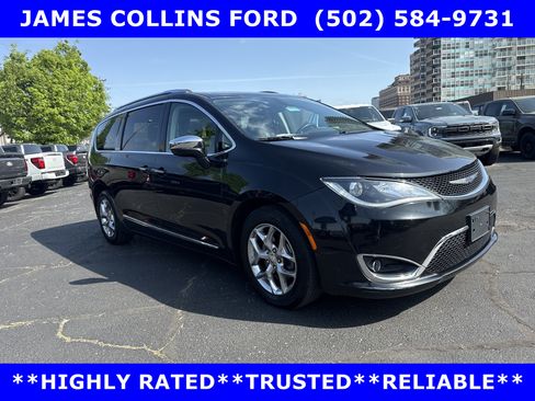 Used 2018 Chrysler Pacifica Limited FWD image 4