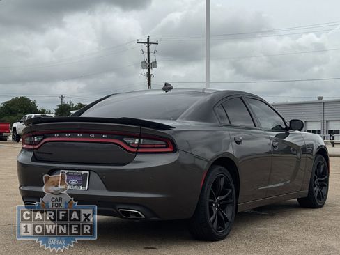 Used 2016 Dodge Charger SXT w/ Plus Group RWD image 4