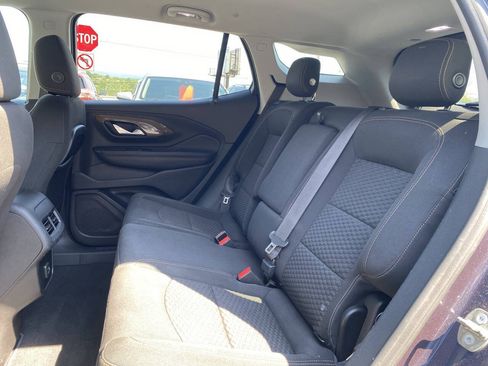 Used 2018 GMC Terrain SLE w/ Driver Convenience Package FWD image 15