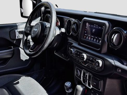 Used 2020 Jeep Wrangler Unlimited Sport AWD/4WD image 28