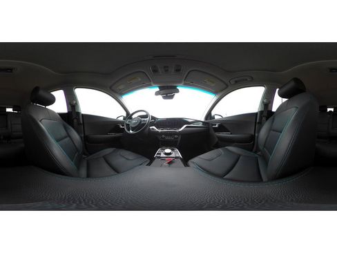 Used 2022 Kia Niro EX Premium image 31